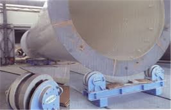 Rotatore di saldatura di verniciatura del posizionatore del tubo del cilindro 400T con il rullo metallico